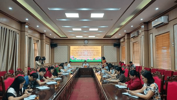 ĐẢNG ỦY PHƯỜNG TỔ CHỨC HỘI NGHỊ ĐÁNH GIÁ TÌNH HÌNH TRIỂN KHAI THỰC HIỆN CHƯƠNG TRÌNH PHÁT TRIỂN NÔNG NGHIỆP TRÊN ĐỊA BÀN PHƯỜNG