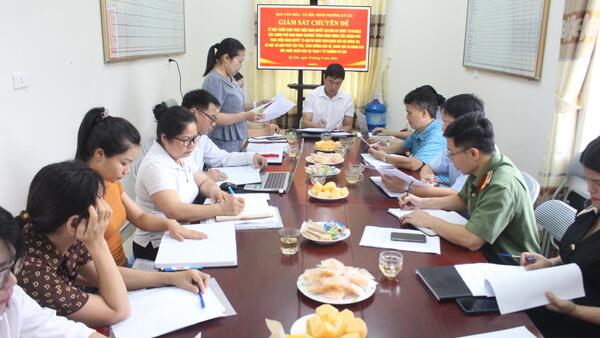 BAN VĂN HÓA - XÃ HỘI HĐND PHƯỜNG GIÁM SÁT CHUYÊN ĐỀ VỀ CÔNG TÁC BẢO VỆ, CHĂM SÓC VÀ NÂNG CAO SỨC KHỎE NHÂN DÂN